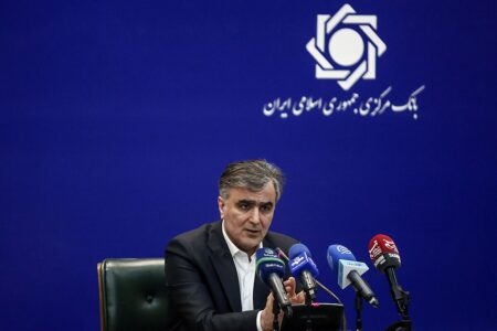 عرضه ارز با نرخ توافقی در بازار دوم افزایش خواهد یافت