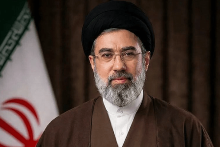 آیت‌الله سید مجتبی خامنه‌ای سومین رهبر نظام اسلامی ایران شدند