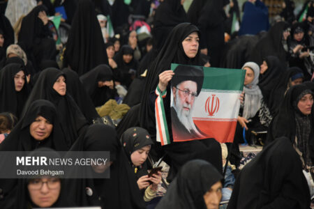 مراسم چهلمین روز شهادت امام شهید امت در حرم رضوی